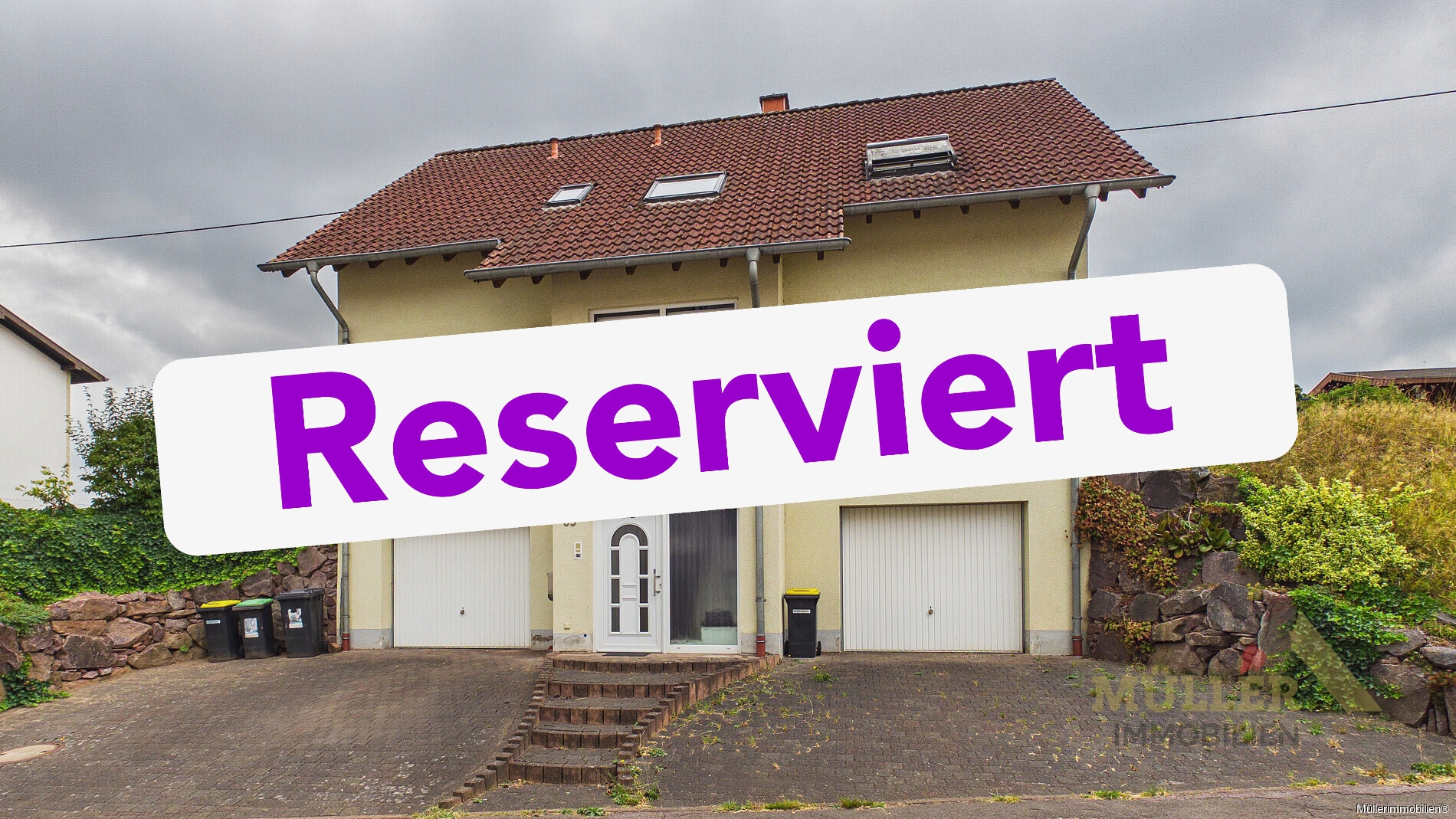 gepflegtes-zweifamilienhaus-in-wadrill-mit-je-3zkb-auf-ca-82-m2-und-garage-sucht-neue-eigentuemer