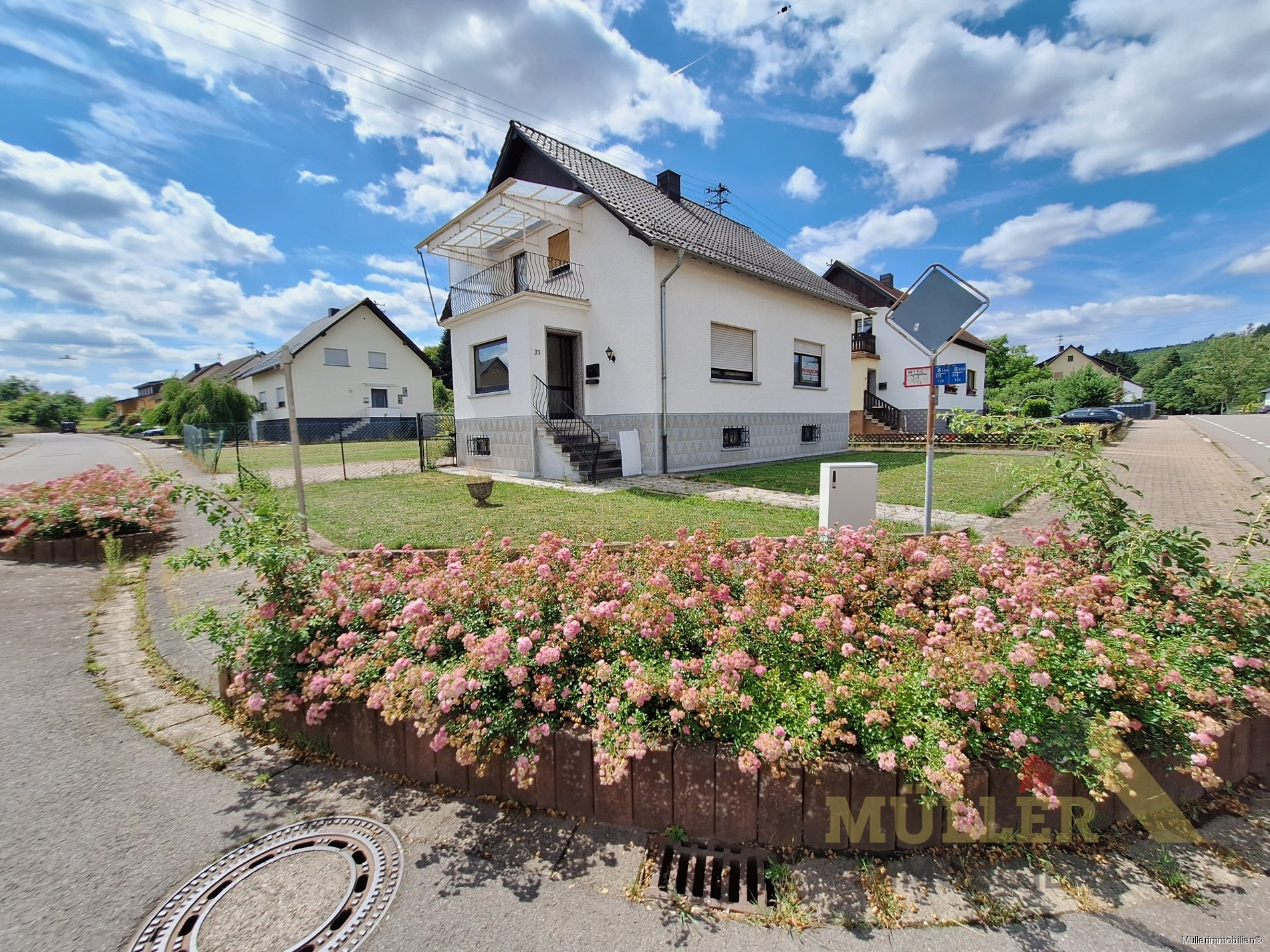 grundstueck-mit-zweifamilienhaus