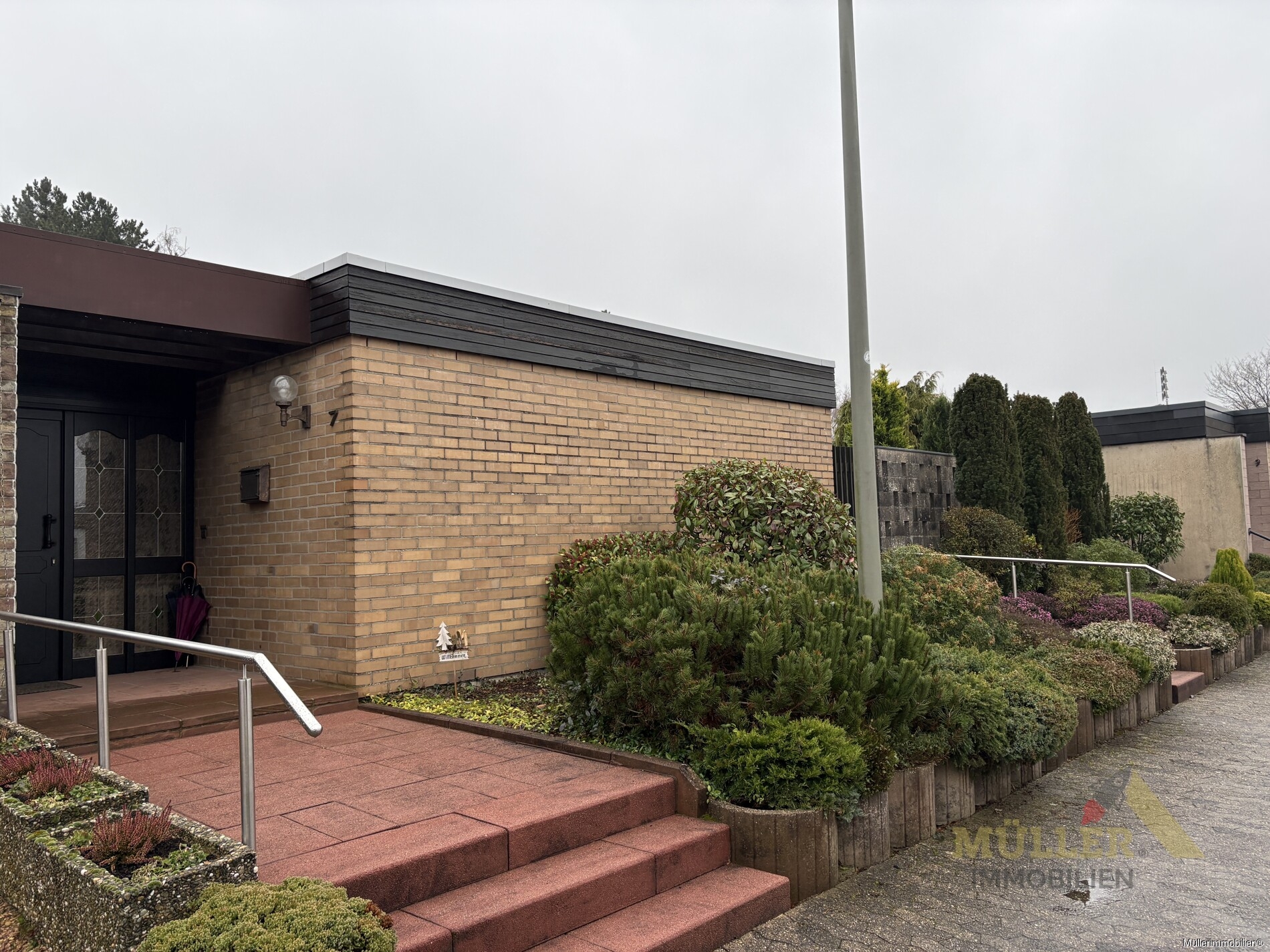 bungalow-in-ruhiger-wohnlage-mit-ca-100-m2-wohnflaeche-sucht-neuen-besitzer