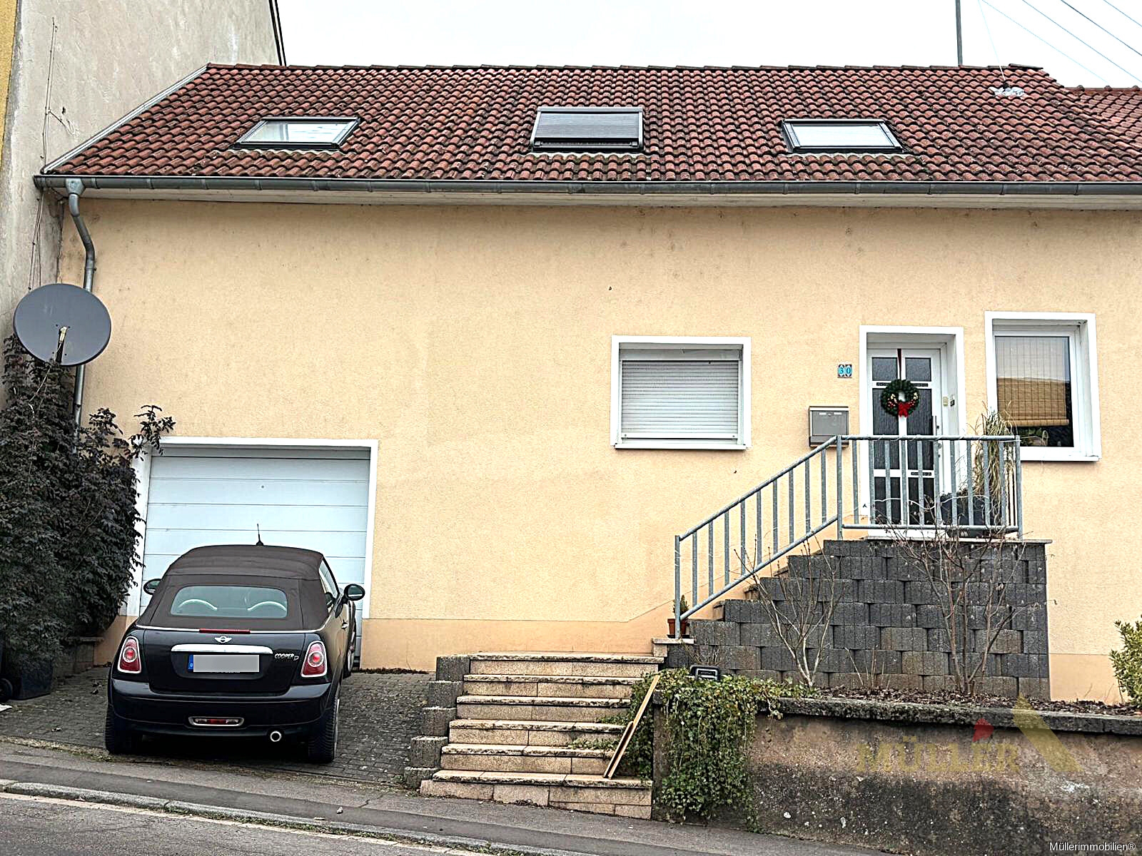 gepflegtes-reihenmittelhaus-in-schmelz-mit-garten