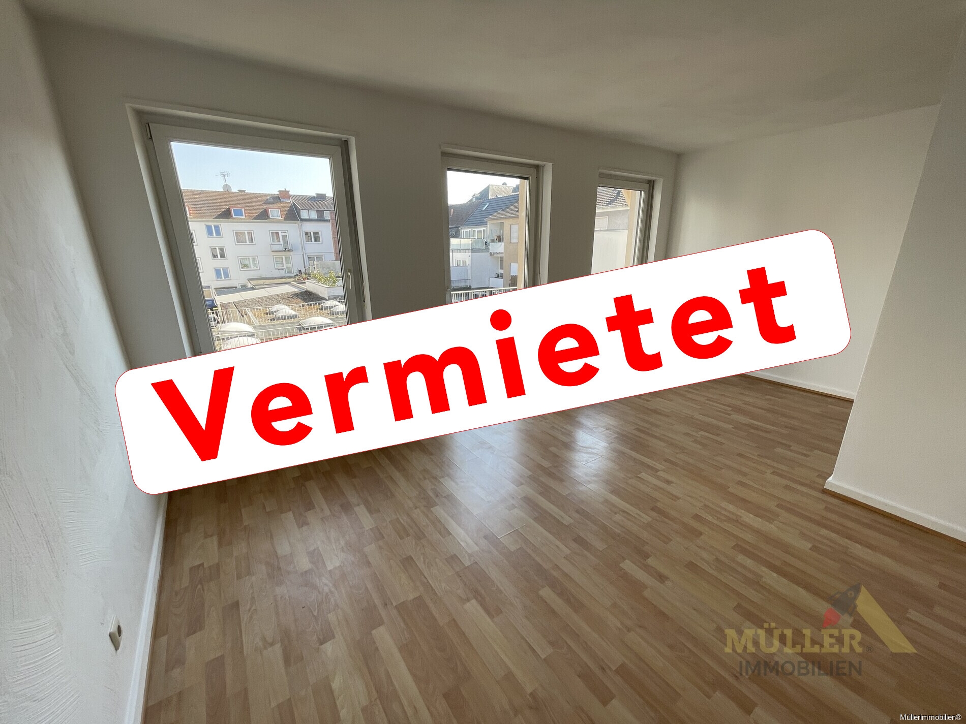 zum-mieten-dg-wohnung-mit-2zkb-auf-46-m2-im-zentrum-von-saarlouis